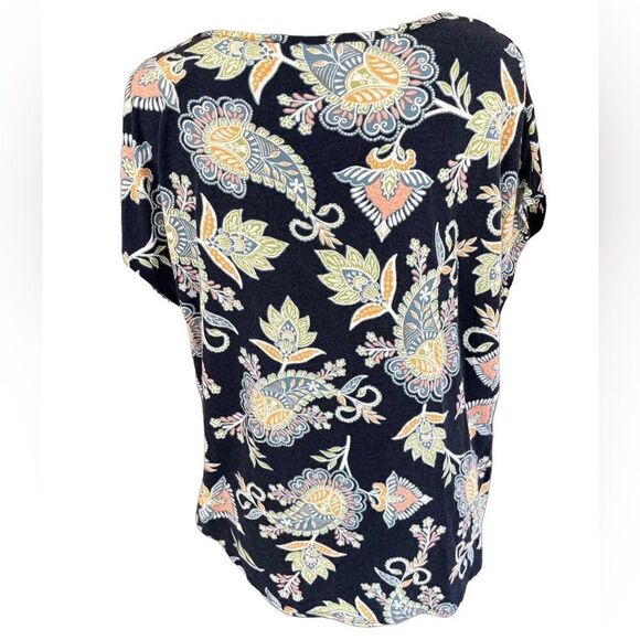 Ann Taylor LOFT Women's black Paisley Floral Mixed Media Tee, size S - Picture 3 of 5